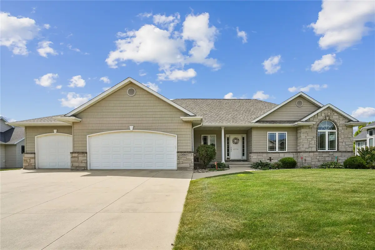 6835 Flint Rock Court, Marion, IA 52302 - #1