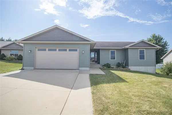 1617 Meadow Ridge Court, Anamosa, IA 52205