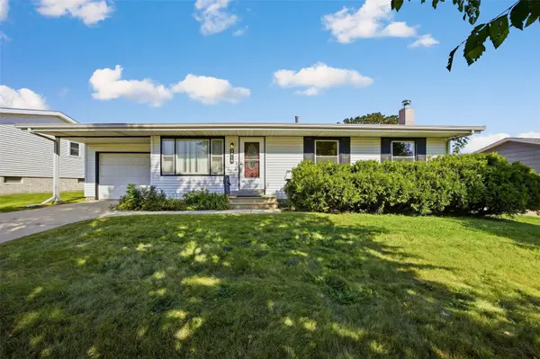 5818 Eastview Avenue Sw, Cedar Rapids, IA 52404