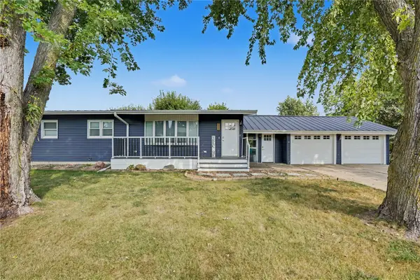 200 Isham Drive, Marion, IA 52302