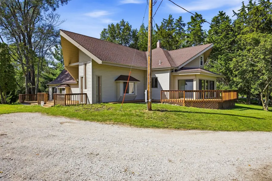 1795 Lake Manor Road Ne, Solon, IA 52333 - #3