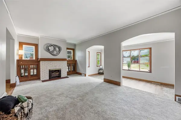 516 Forest Drive Drive Se, Cedar Rapids, IA 52403