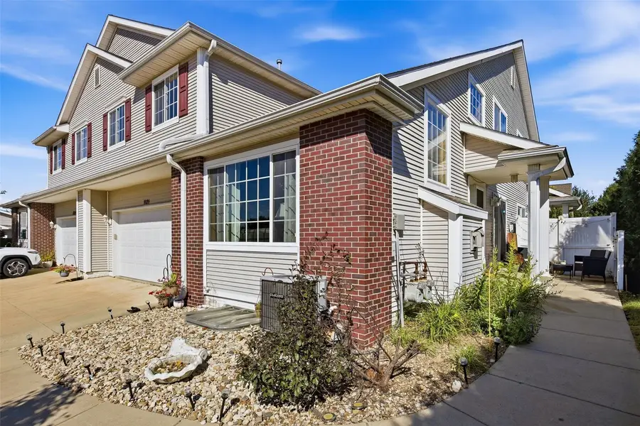1121 74th Street Ne, Cedar Rapids, IA 52402 - #2