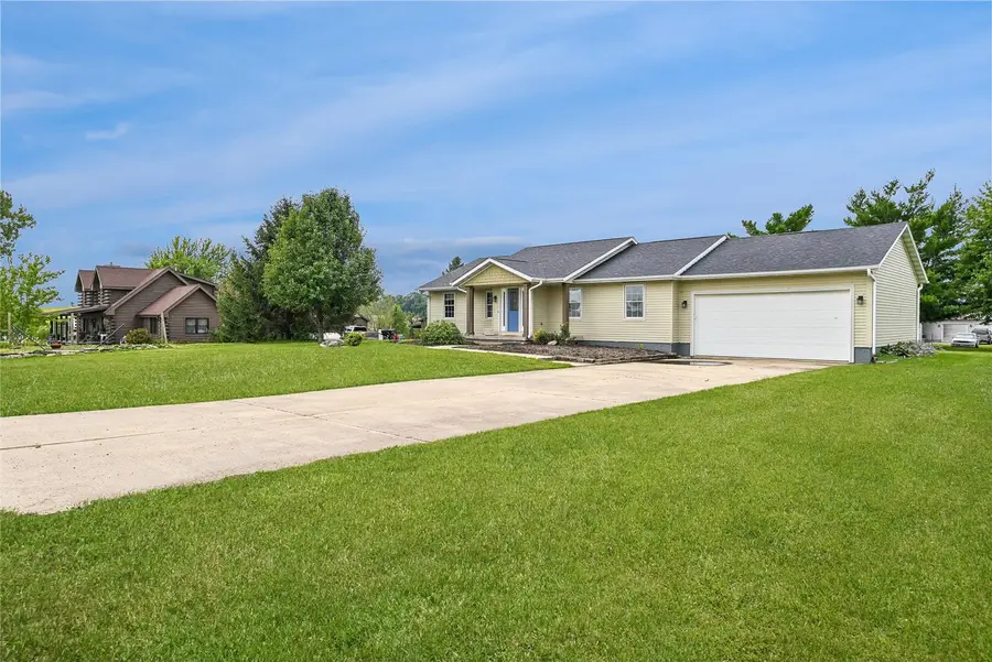 6203 32nd Avenue, Shellsburg, IA 52332 - #2