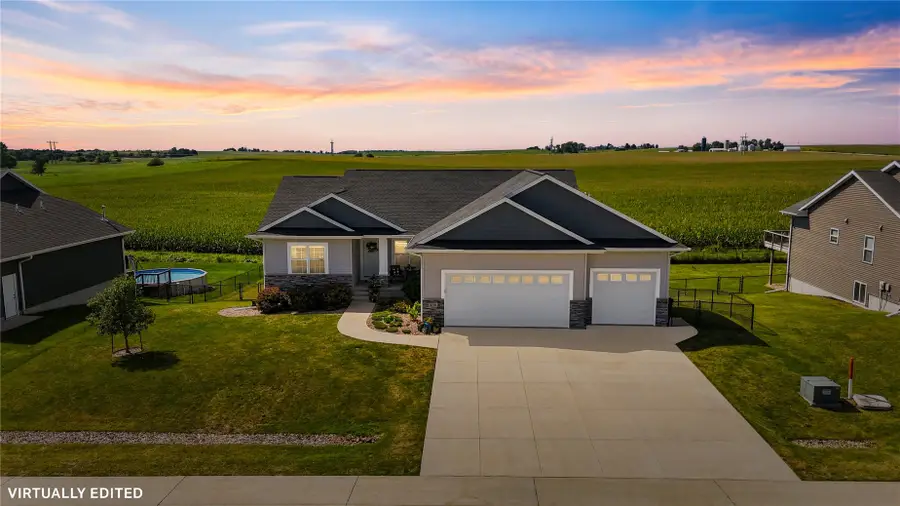 2776 Creekview Trail, Palo, IA 52324 - #2