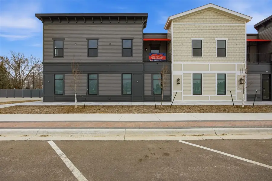1500 Main St #203, Ely, IA 5227 - #2