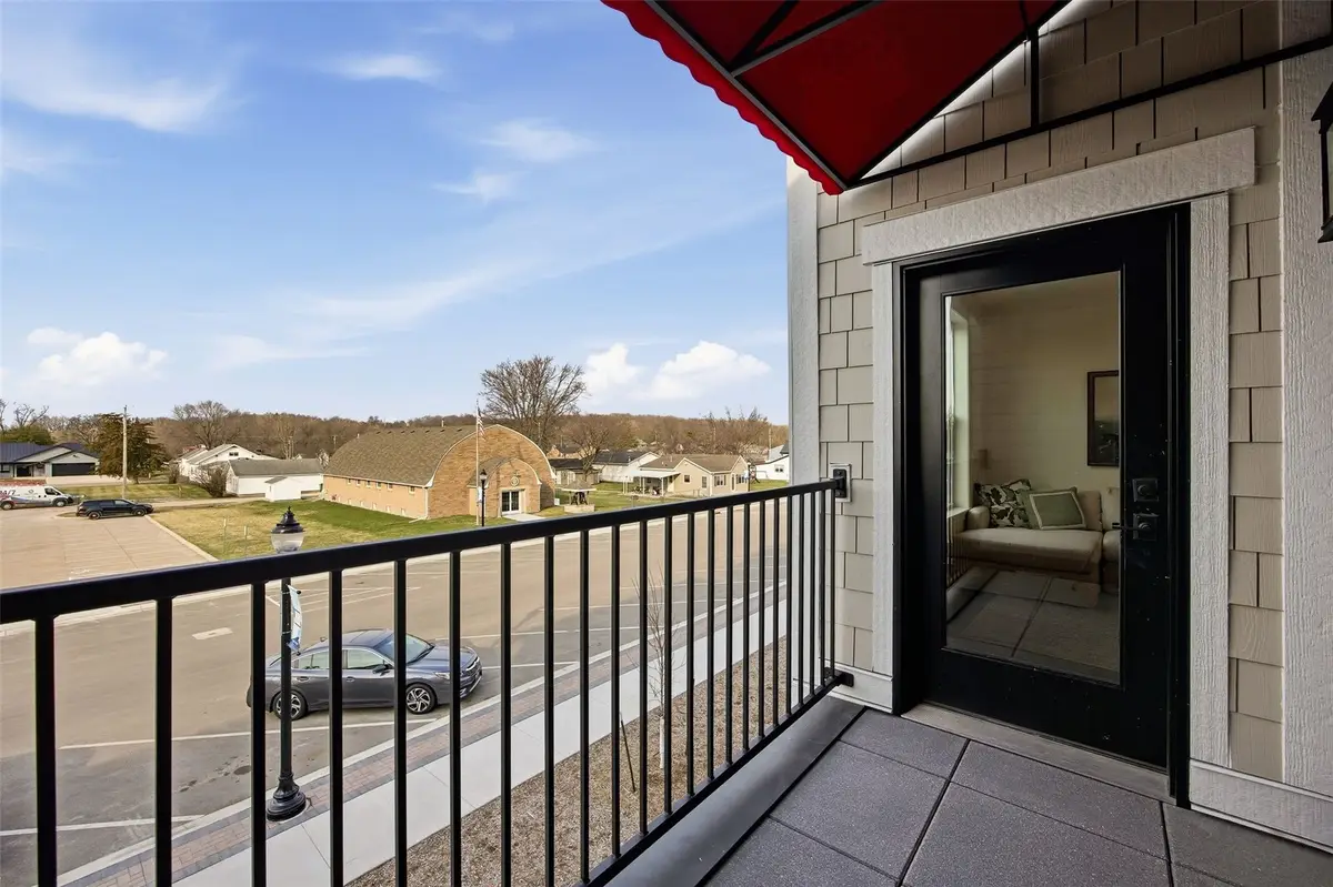 1500 Main St #207, Ely, IA 52227 - #1