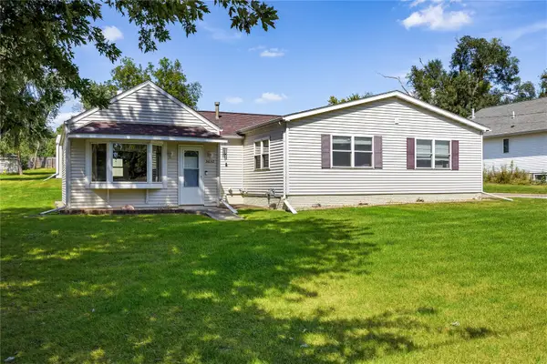 3632 Crestwood Drive Nw, Cedar Rapids, IA 52405
