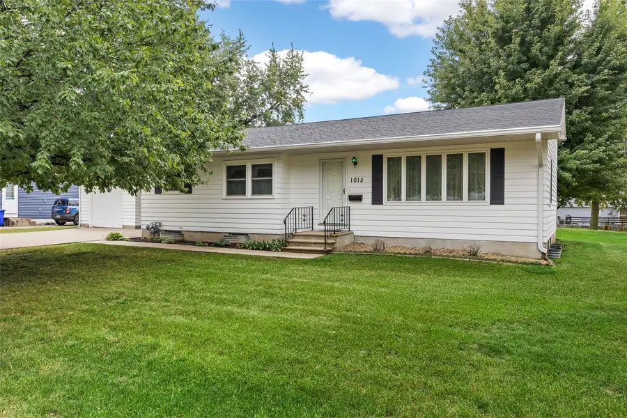 1015 29th Street Ne, Cedar Rapids, IA 52402 - #2