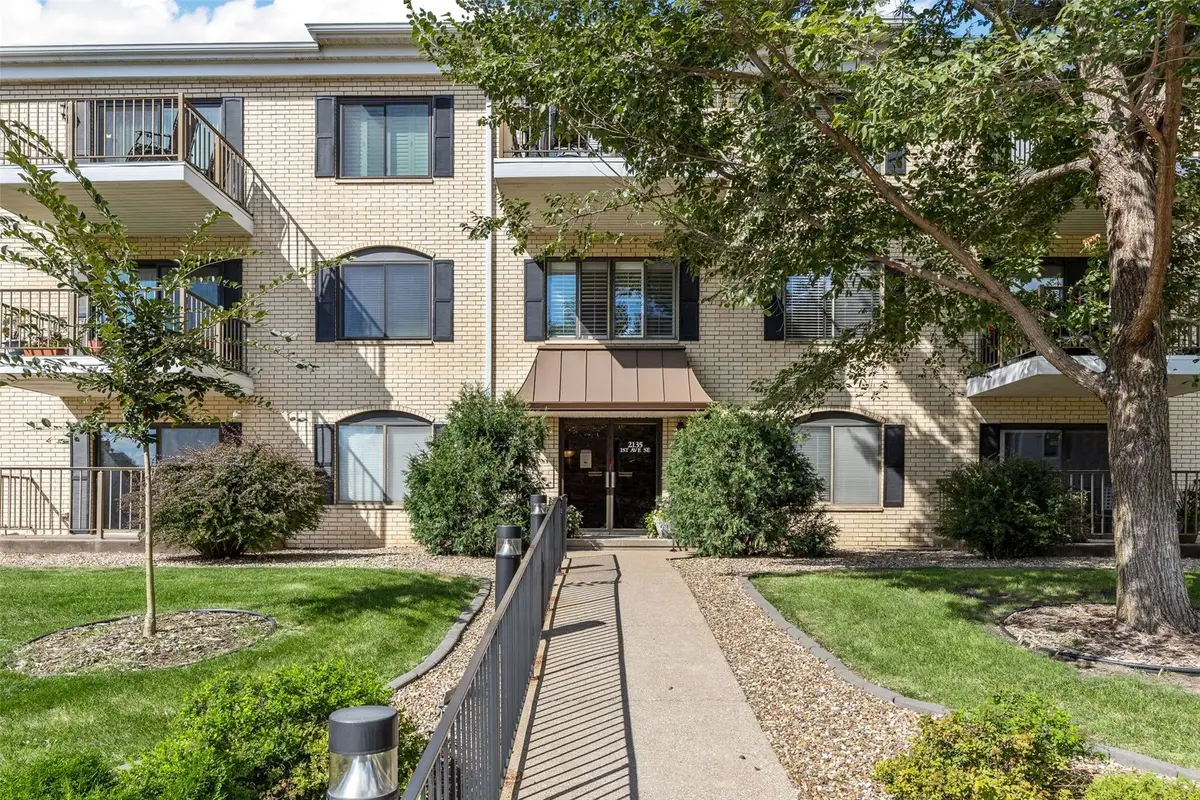 2135 1st Avenue Se #329, Cedar Rapids, IA 52403 - #1
