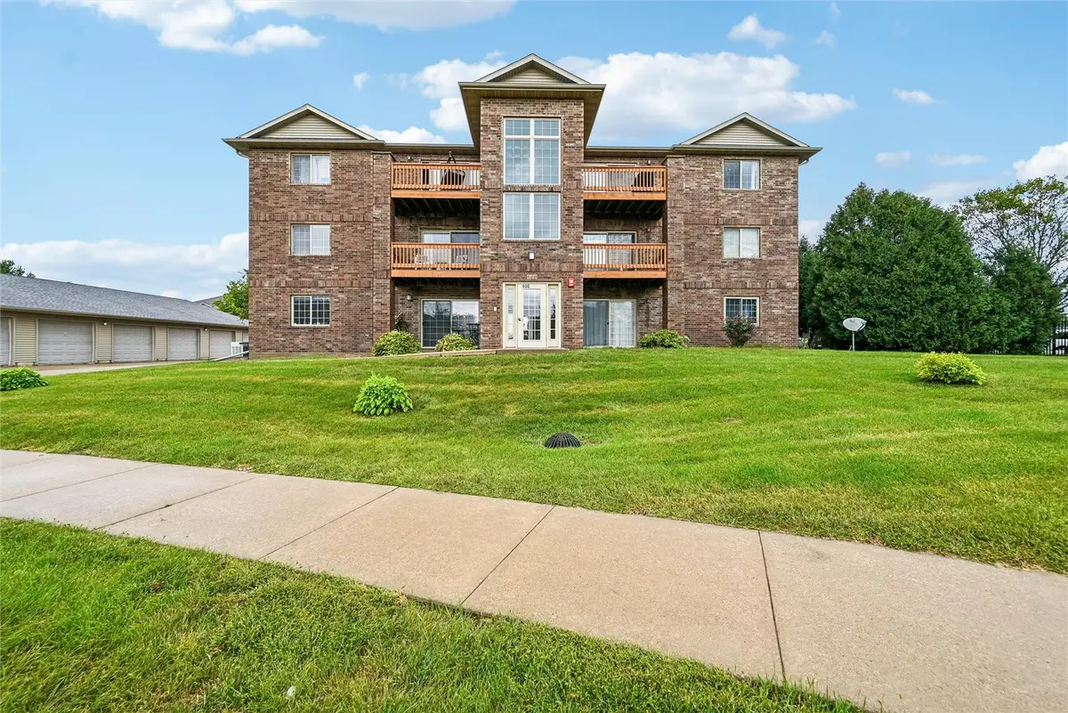 600 Colton Circle Ne #5, Cedar Rapids, IA 52402 - #1