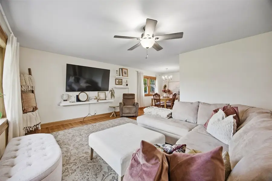 634 Grant Wood Drive Se, Cedar Rapids, IA 52403 - #3