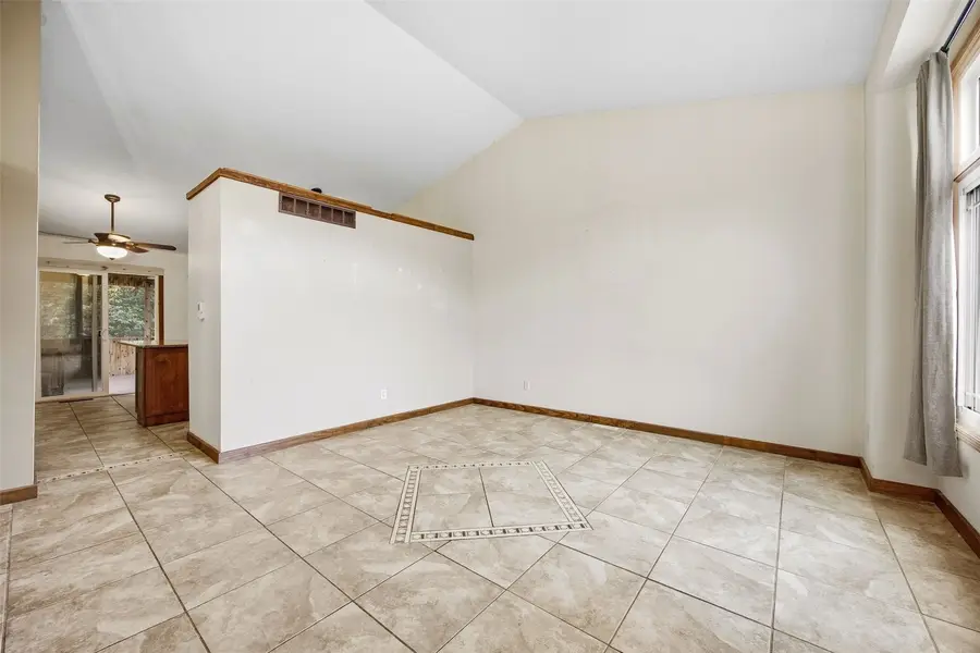 5013 N Willowbend Road Ne, Cedar Rapids, IA 52411 - #3