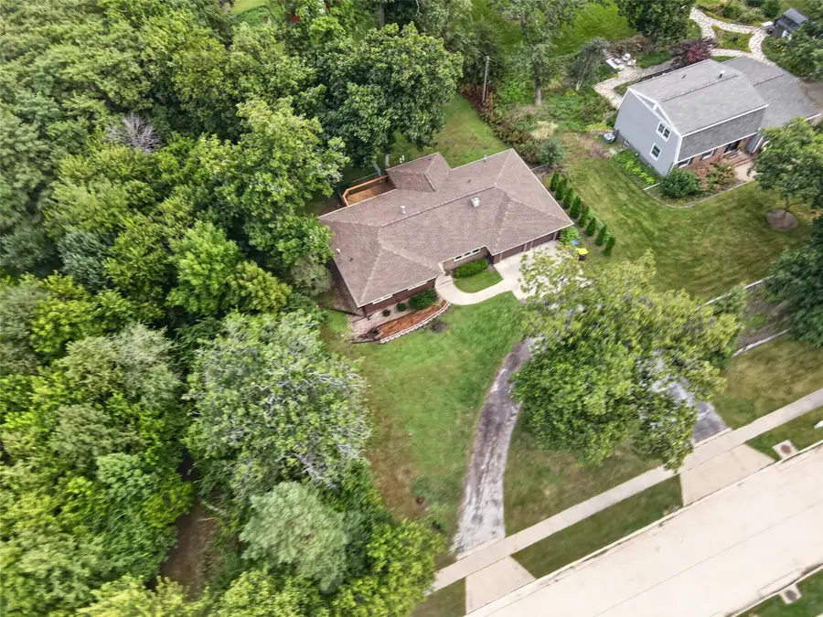 164 Hummingbird Lane, Iowa City, IA 52245 - #3