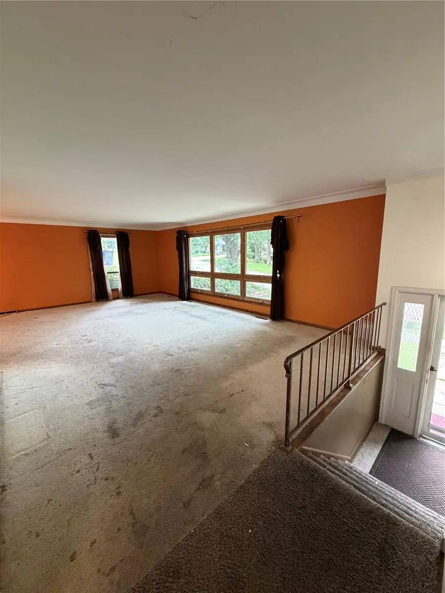 3624 Terrace Hill Drive Ne, Cedar Rapids, IA 52402 - #2