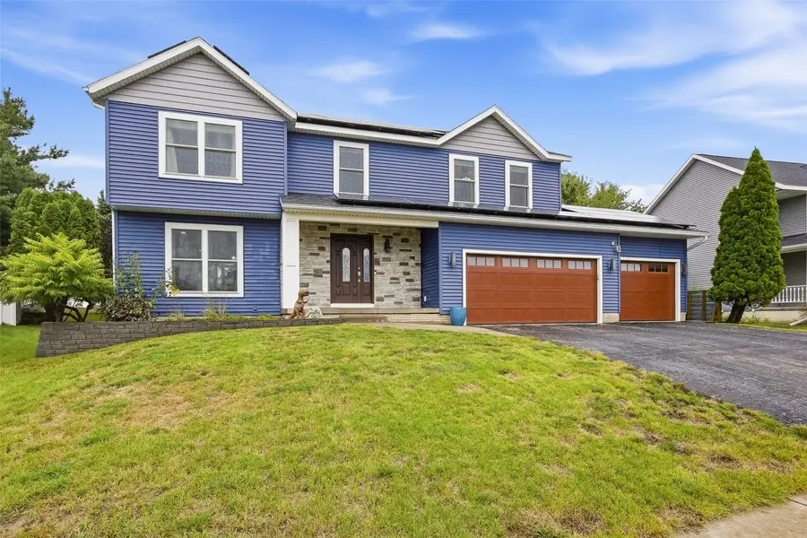 7925 Foxfield Dr Ne, Cedar Rapids, IA 52402 - #2