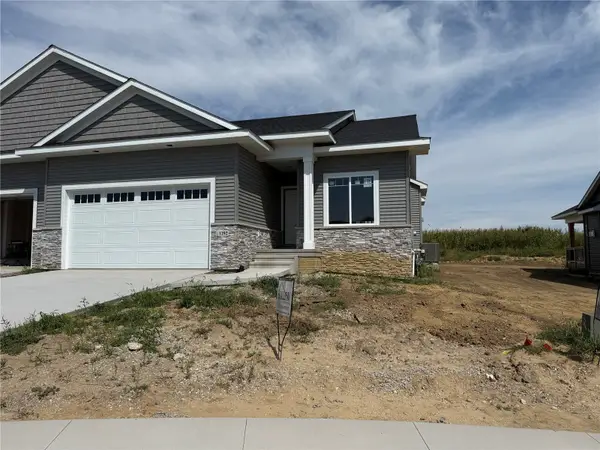 1292 Berkshire Lane, North Liberty, IA 52317