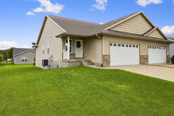 1135 Redbud Avenue, Tiffin, IA 52340