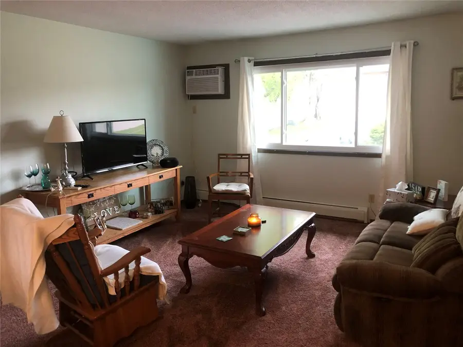 3080 8th St, Marion, IA 52302 - #3