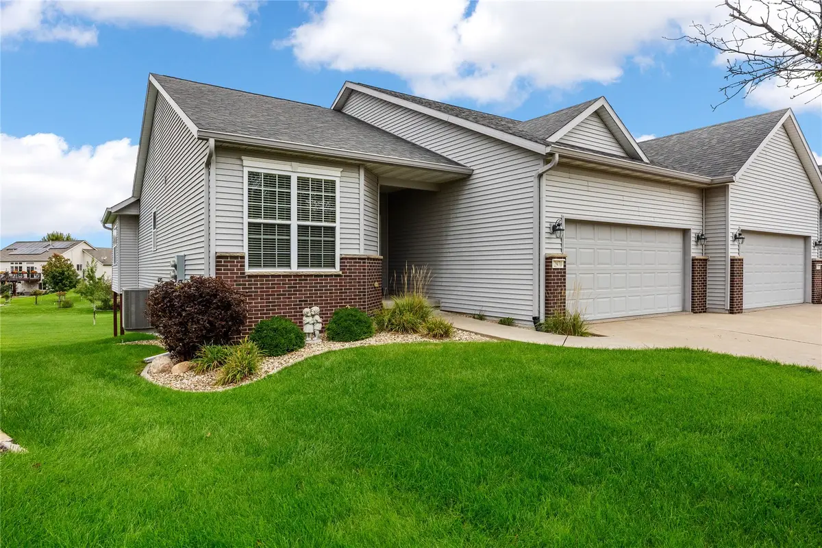 2970 Somerbrook Lane, Marion, IA 52302 - #1