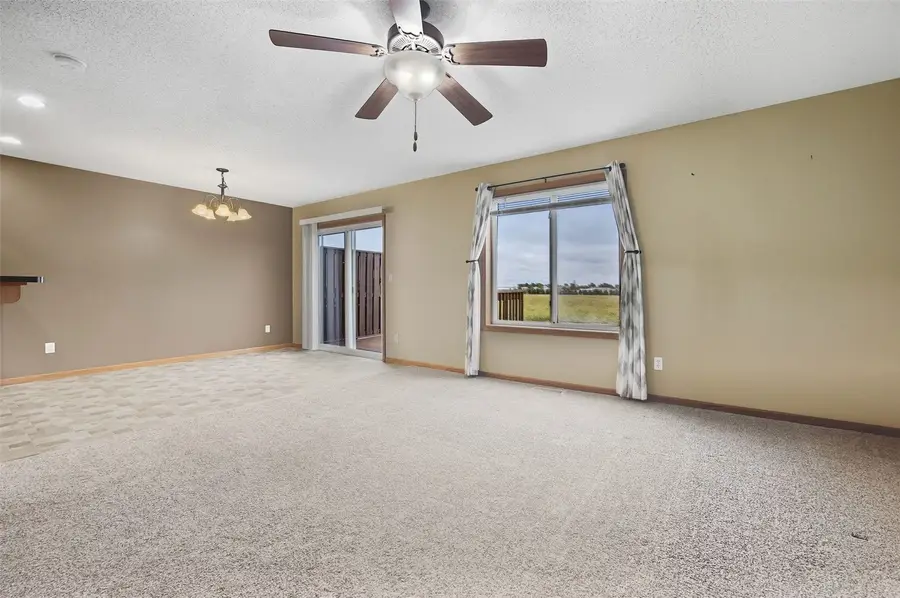 4468 Churchill Court, Marion, IA 52302 - #3