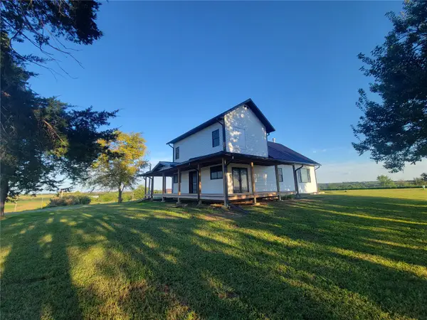 3271 190th St, Ainsworth, IA 52201