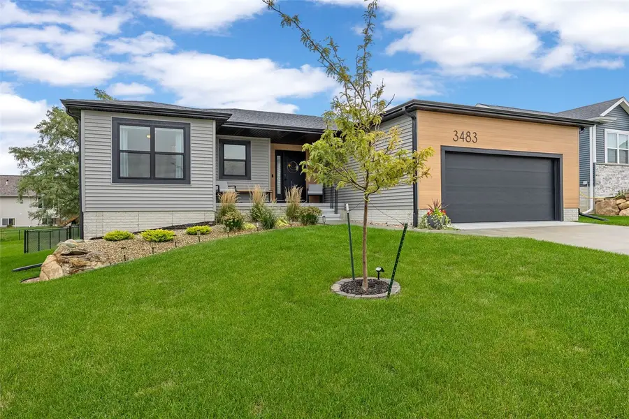 3483 Edgebrooke Dr, Marion, IA 52302 - #2