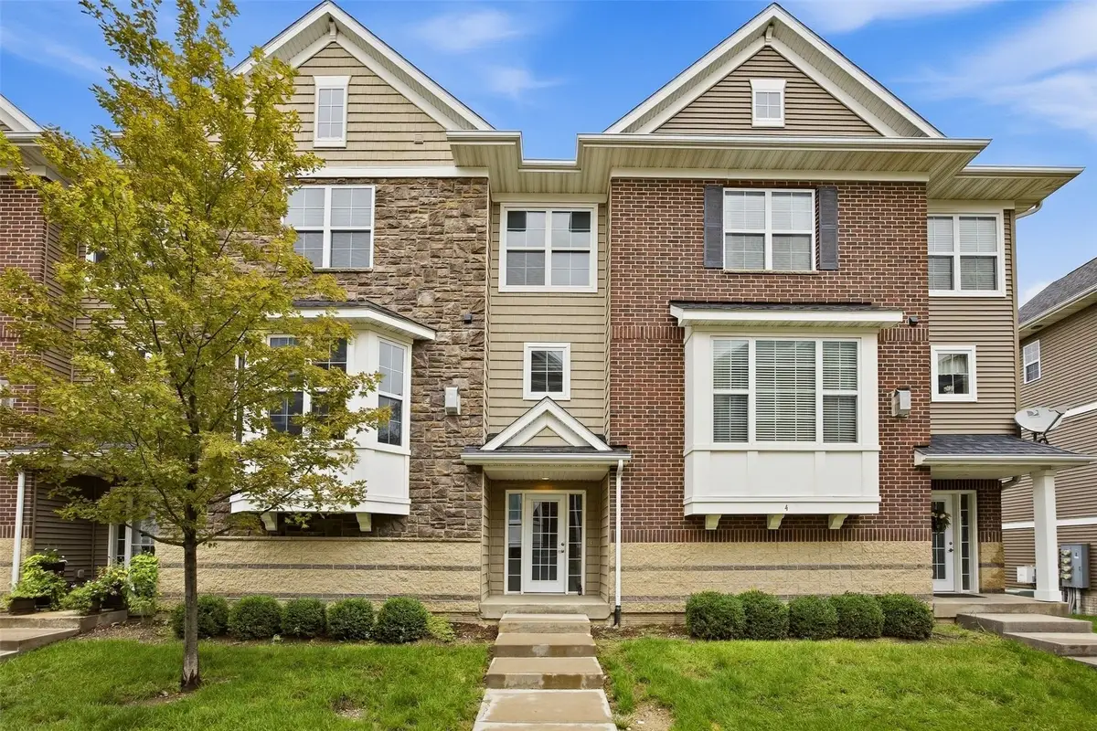 350 Clark Drive #3, Coralville, IA 52241 - #1