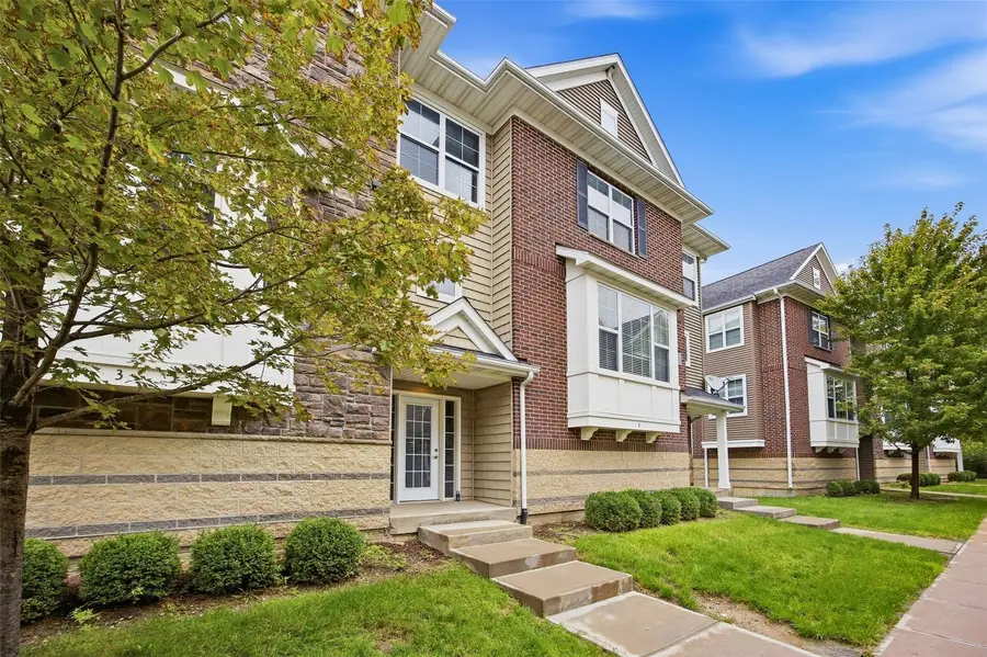 350 Clark Drive #3, Coralville, IA 52241 - #2