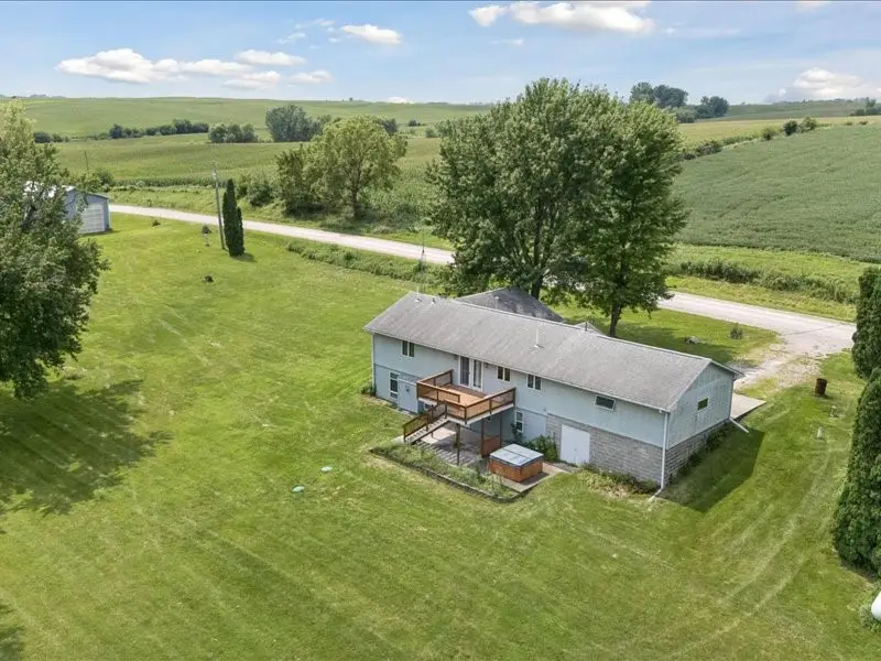 1822 Y Avenue, Homestead, IA 52236 - #3