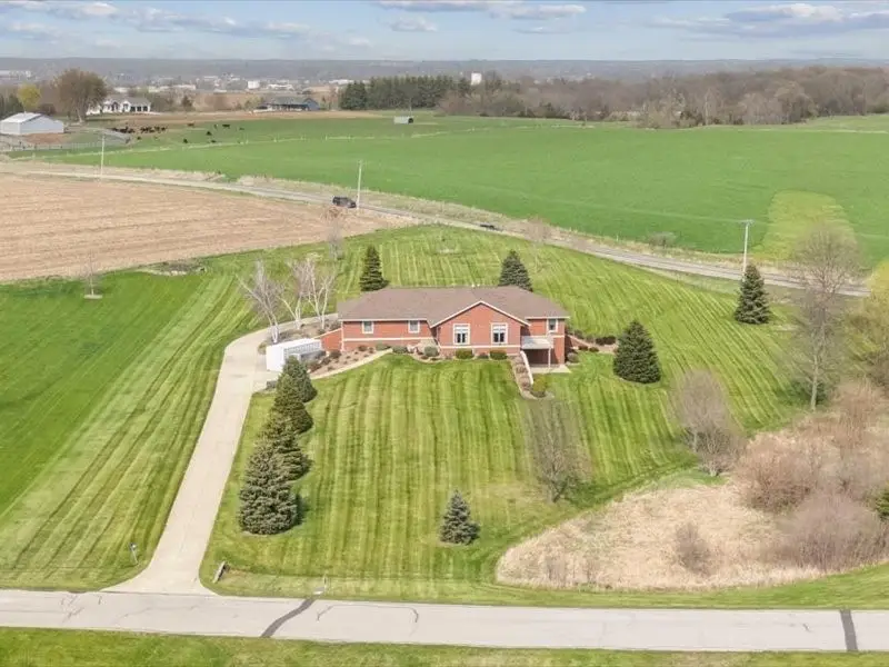3752 Lacina Drive Sw, Iowa City, IA 52240 - #1
