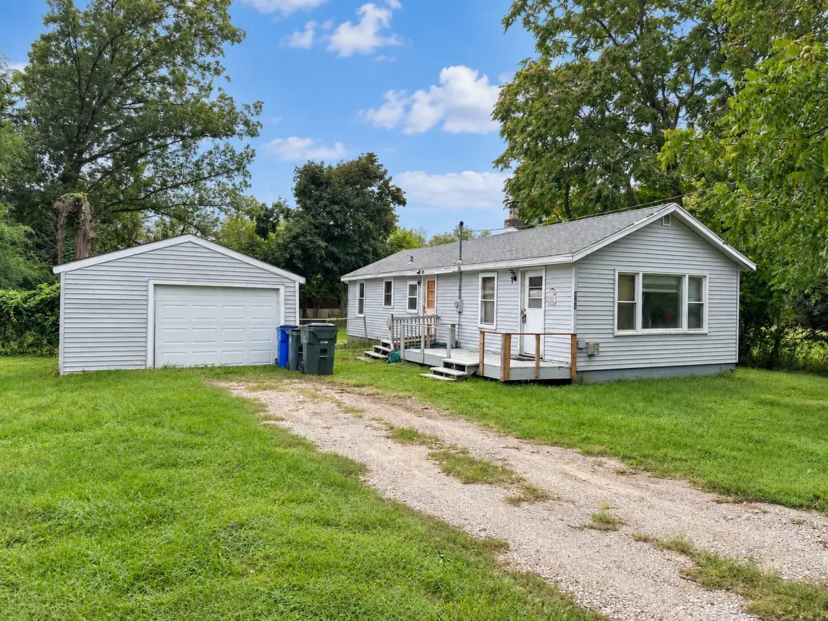 411 30th Street Drive Se, Cedar Rapids, IA 52403 - #1