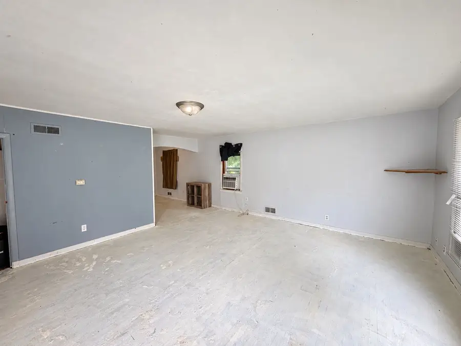 411 30th Street Drive Se, Cedar Rapids, IA 52403 - #3