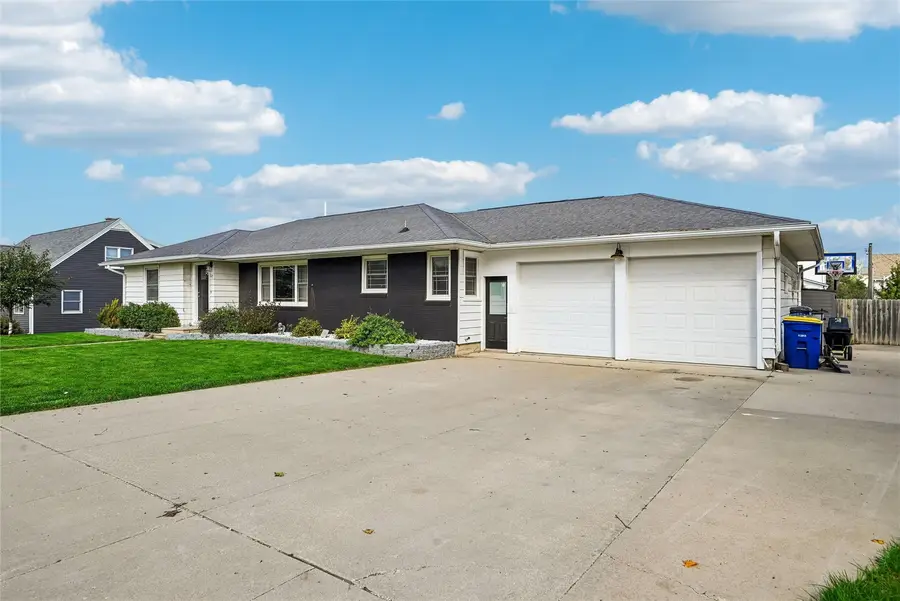 327 3rd Street, Atkins, IA 52206 - #2