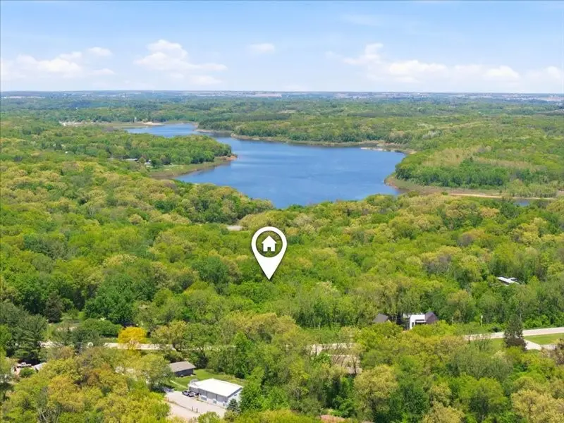 3930 West Overlook Road, Iowa City, IA 52240 - #3