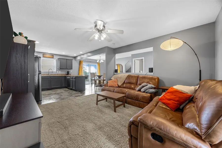 5297 Kacena Avenue, Marion, IA 52302 - #2