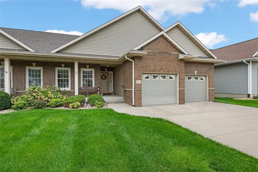 319 13th Ave Sw, Mount Vernon, IA 52314 - #2