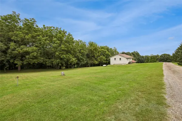 Lots 4 & 5 22nd Ave Drive, Vinton, IA 52349