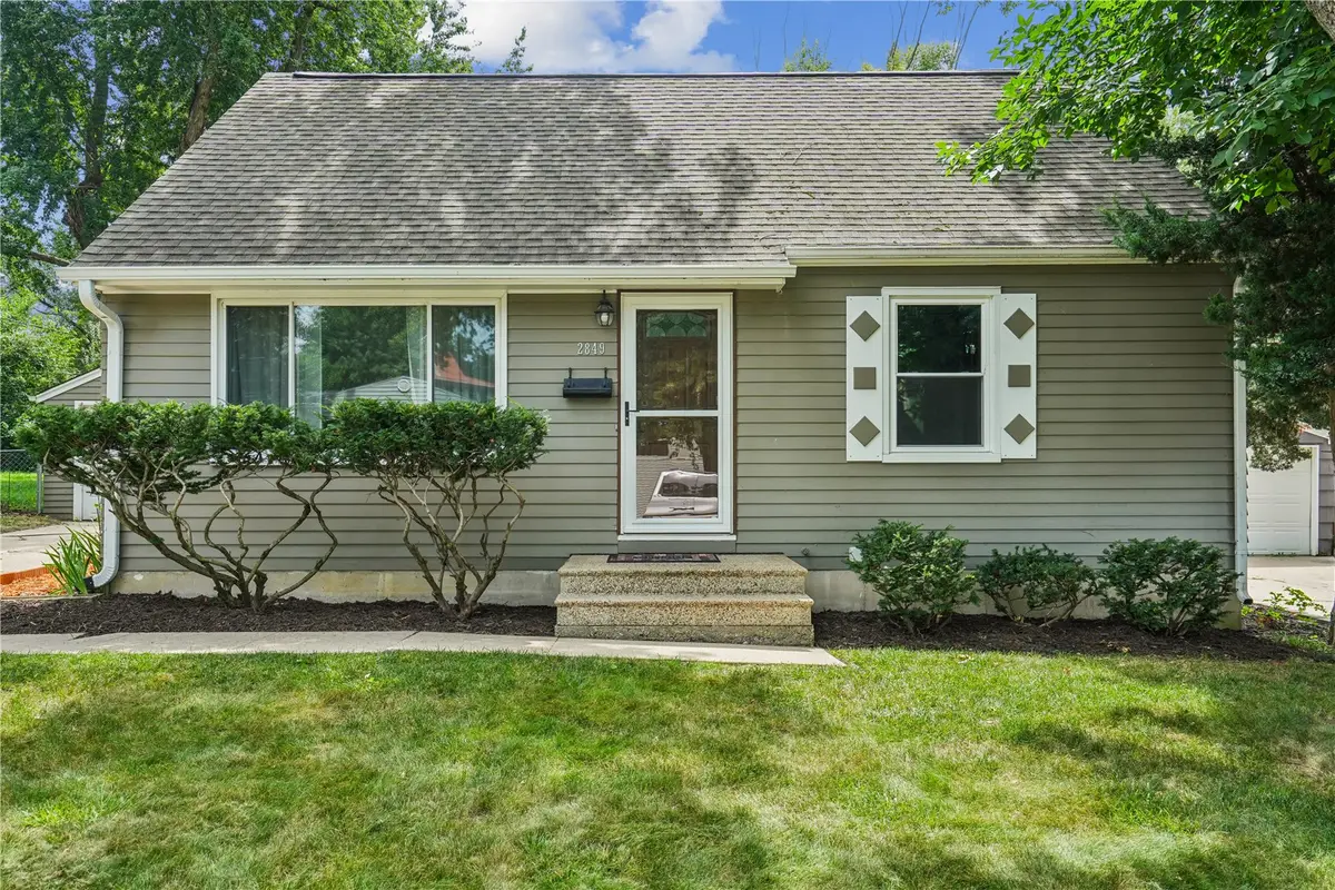 2849 13th Avenue Se, Cedar Rapids, IA 52403 - #1