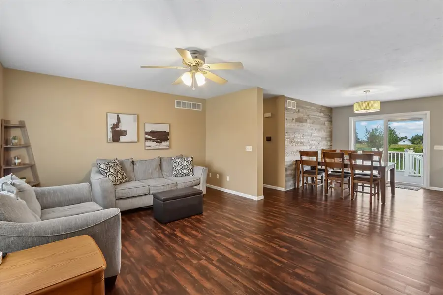 5970 York Avenue, Marion, IA 52302 - #2