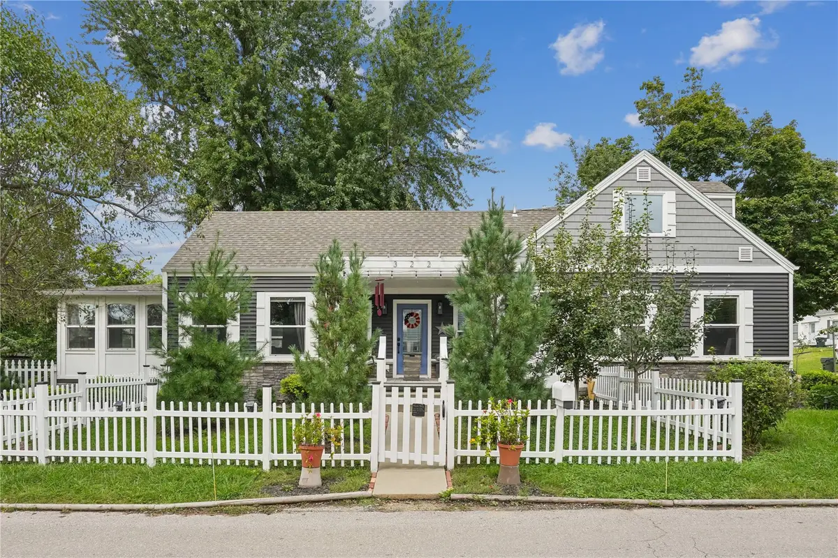 322 Liberty Drive Se, Cedar Rapids, IA 52403 - #1