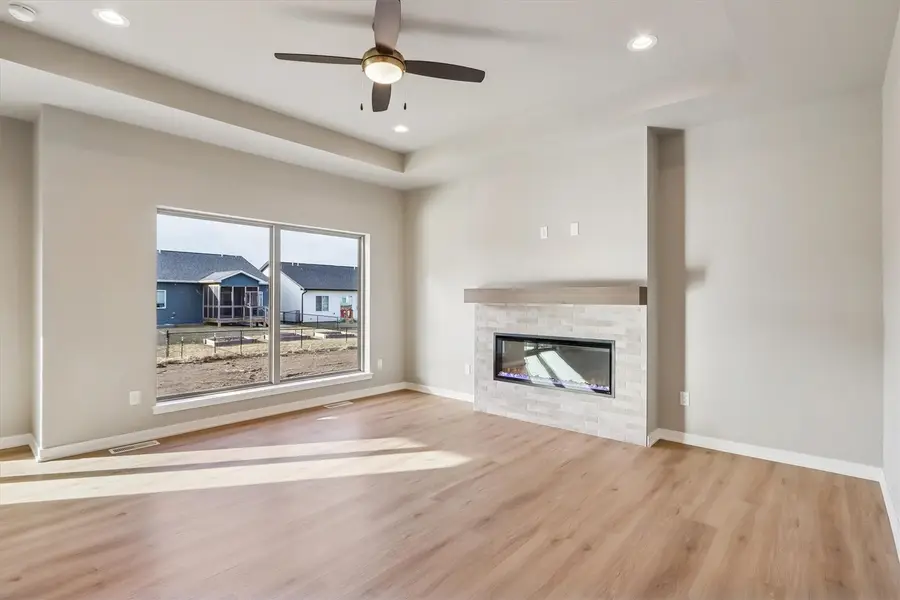 1012 Heritage Trail, Solon, IA 52333 - #3