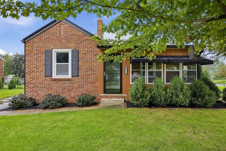 3901 B Avenue Ne, Cedar Rapids, IA 52402 - #2