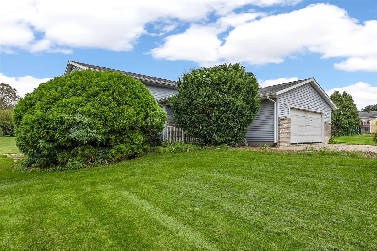 108 Richland, Urbana, IA 52345 - #1