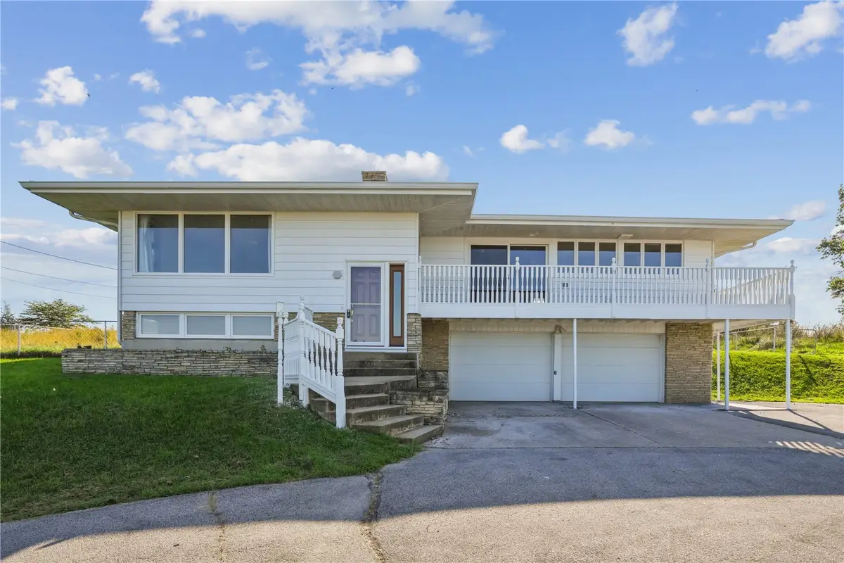 95 Allview Drive Sw, Cedar Rapids, IA 52404 - #1