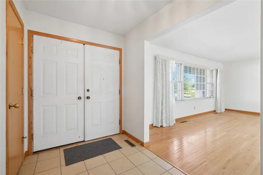 3611 1st Ave Sw, Cedar Rapids, IA 52405 - #3