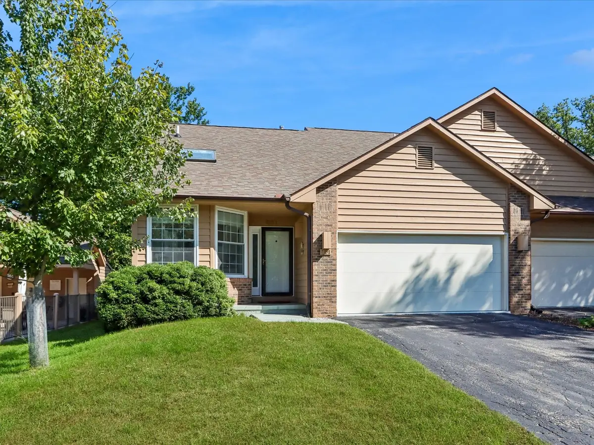 801 E Post Road Se, Cedar Rapids, IA 52403 - #1