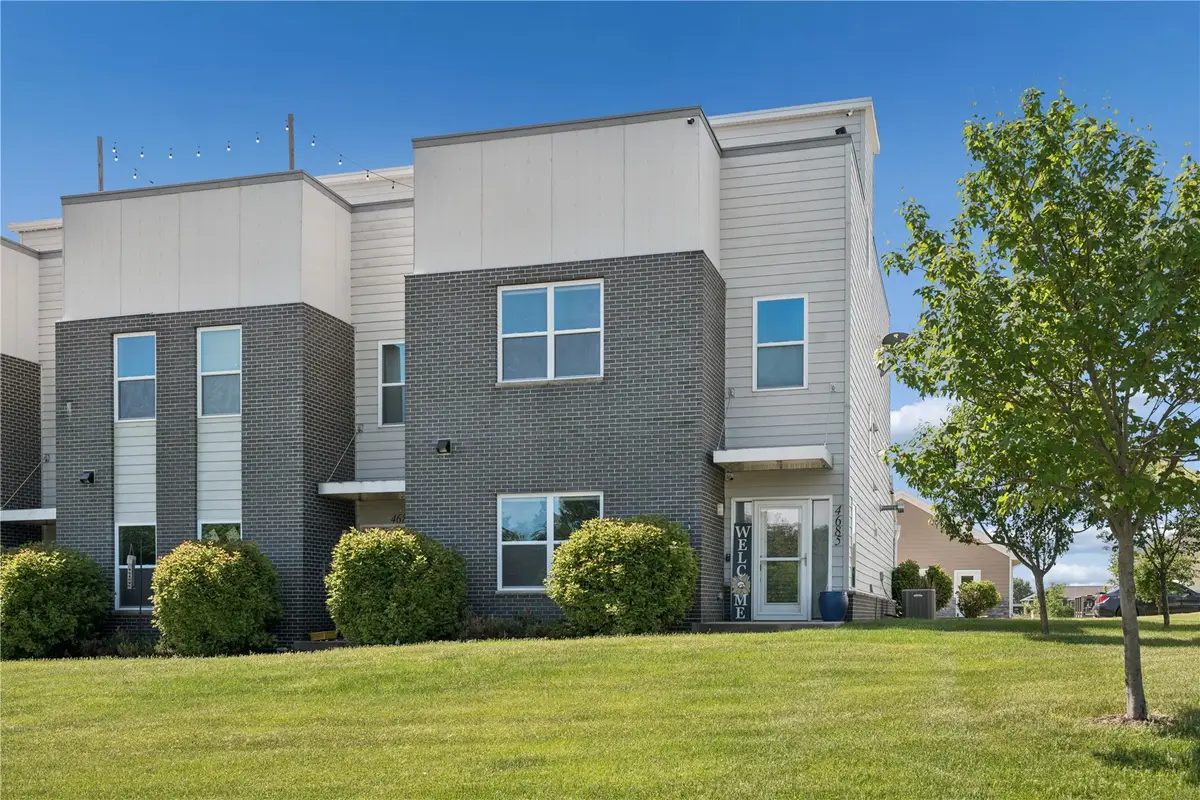 4685 Herbert Hoover Hwy, Iowa City, IA 52240 - #1