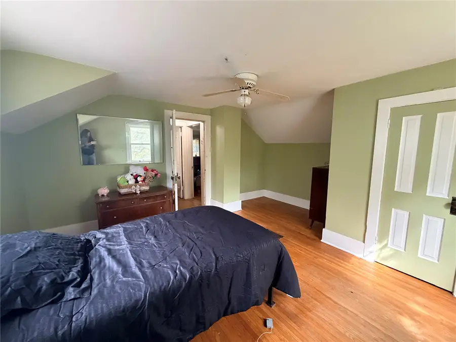 414 2nd Avenue Nw, Mount Vernon, IA 52314 - #3