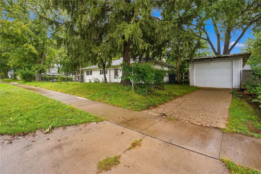 1400 Deforest Avenue, Iowa City, IA 52240 - #2